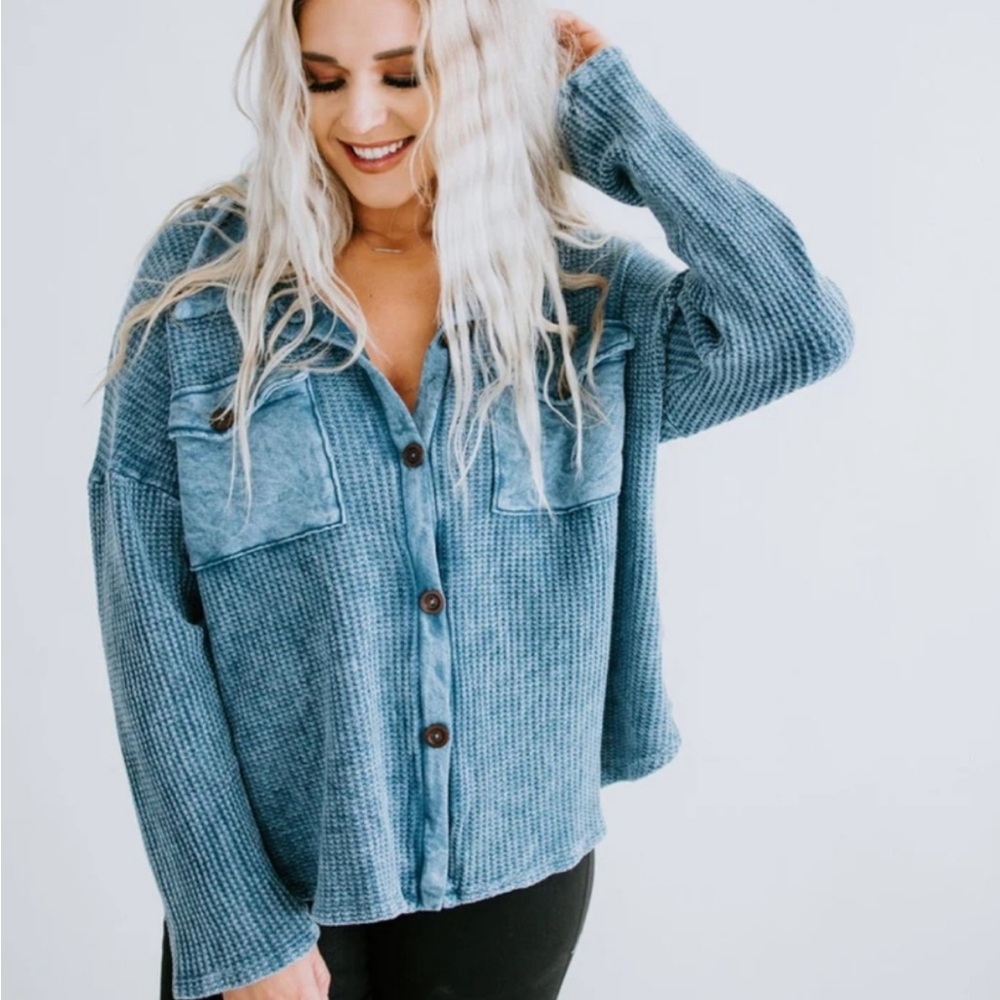 Lauriebelle Cozy Blue Button-Front Waffle Knit Shirt Jacket